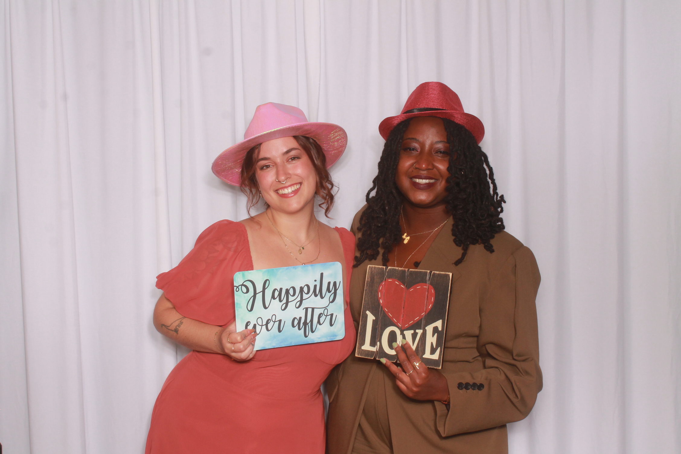 Wilkinson Wedding by Neon Lights Photobooth